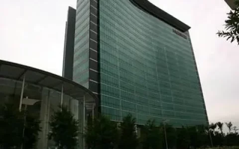 一则《西方32国联合拒绝华为5G》的消息