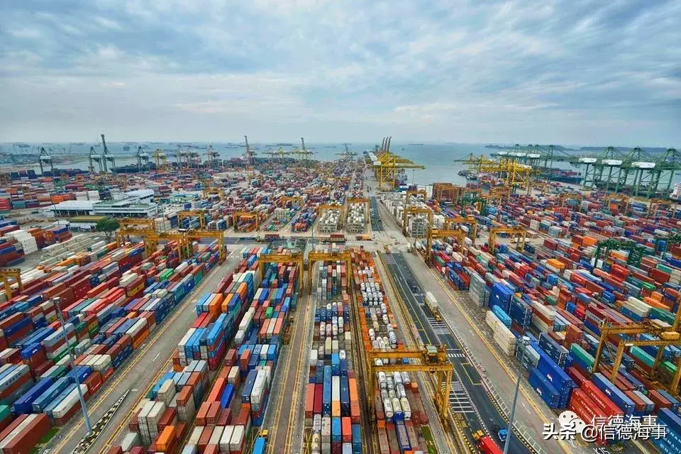新加坡船舶公司招聘 新加坡：港口使费全降30%，给海员发钱、帮助海员换班