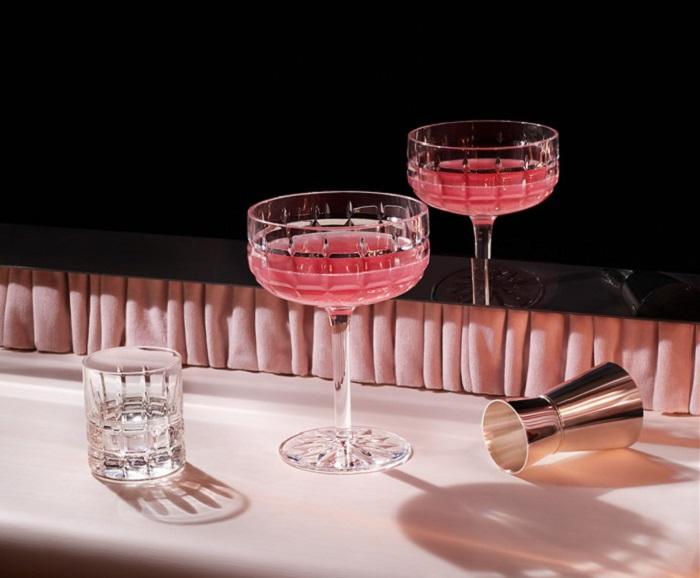 新加坡loft公司 「一周享乐指南」圣路易推出“曼哈顿”系列酒杯，立鼎世酒店集团公布升级版忠诚计划