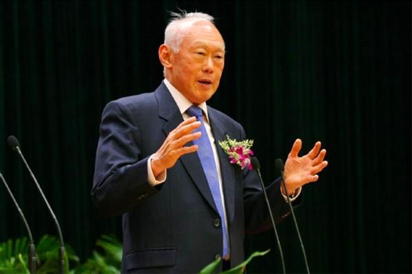 新加坡阴暗面：欺骗底层劳工，剥削廉价劳动力，外籍人才待遇不公(新加坡公司维护要求)
