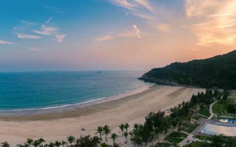 私享珍珠白海滩+滨海栈道+无边际泳池，这奢华酒店火了，2人游799(阳江新加坡旅游公司)