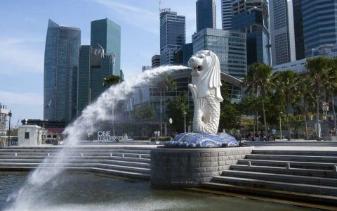 新加坡再度成为世界顶级航运中心(新加坡海运公司船员)