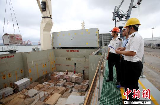 珠海高栏海关助力搭建中巴海上物流新通道(图)(珠海新加坡货运代理公司)