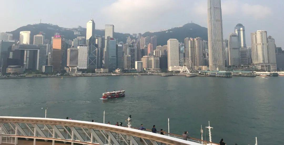 重磅！上海蝉联国际航运中心第三，与新加坡、伦敦差距收窄(新加坡货运代理公司哪家好)