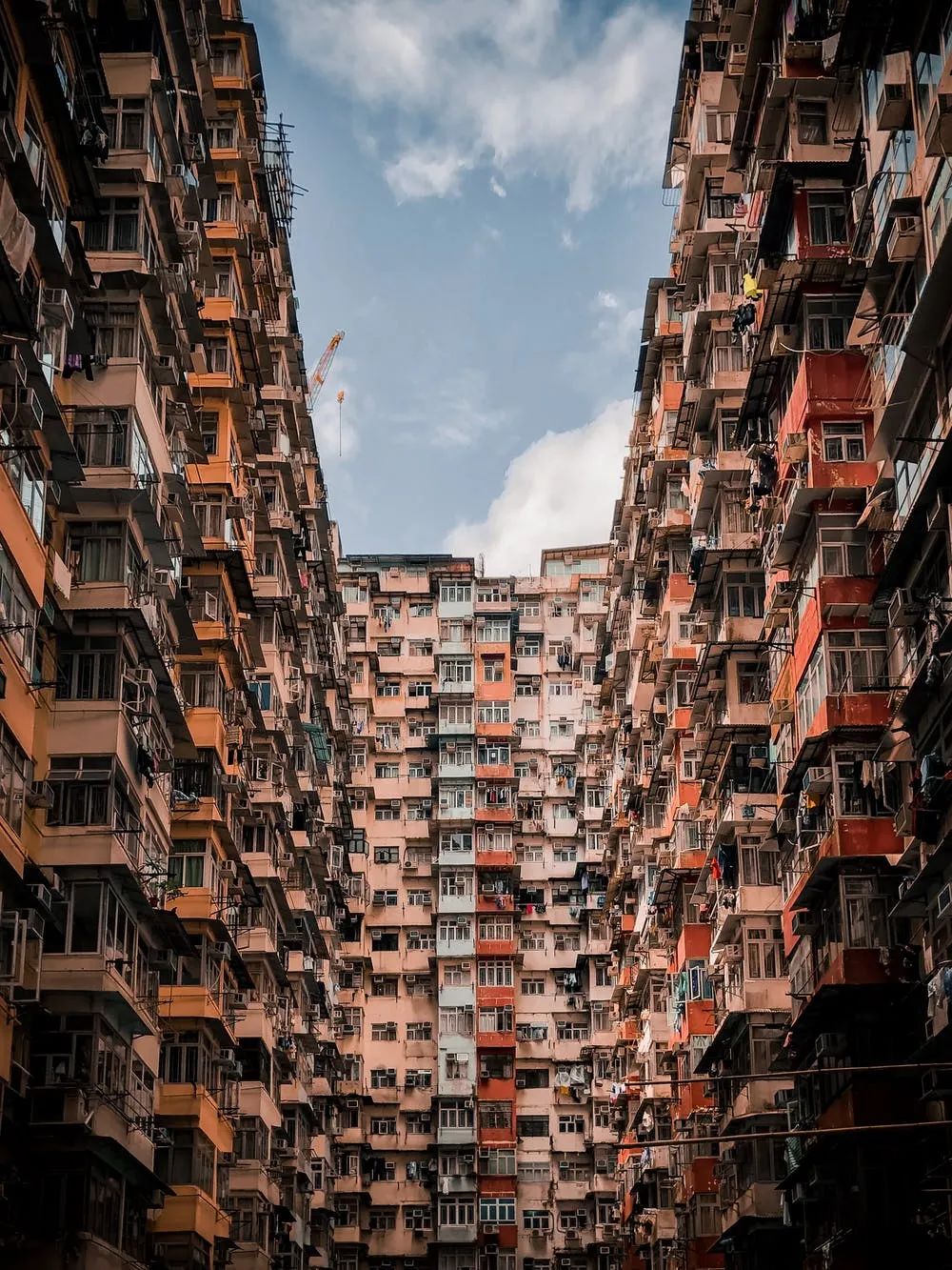 香港永居VS新加坡永居，你的选择是什么？(香港公司怎么在新加坡贷款)