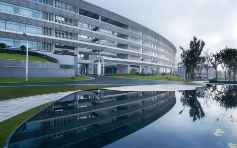 建筑学报 | 重庆南开两江学校 | gad 杰地设计集团有限公司 | 2021年(新加坡校园建筑设计公司)