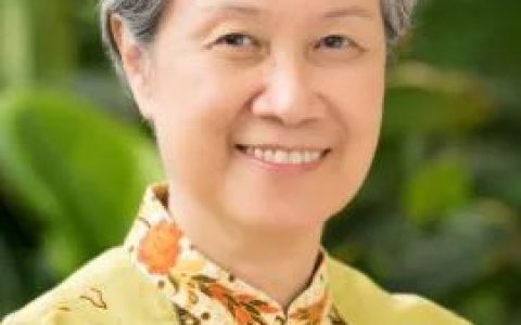 新加坡第一夫人：香港人应找准在中国定位(新加坡人在香港的公司)