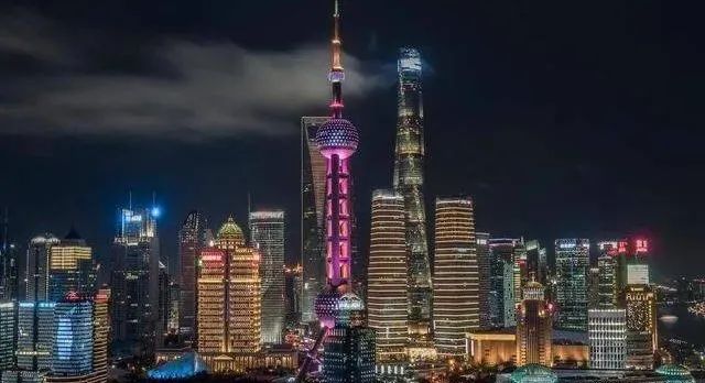 亚洲人均GDP排行榜“出炉”：新加坡第1，日本第4(新加坡钢铁公司排行第几)