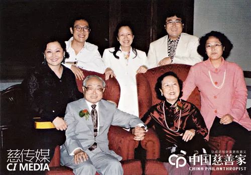 最后一位香港船王，曹文锦先生去世(新加坡船王公司名字)
