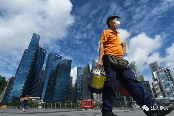 黯别黄金时代，新加坡现华人“回国潮”(新加坡芯片公司工资多少钱)