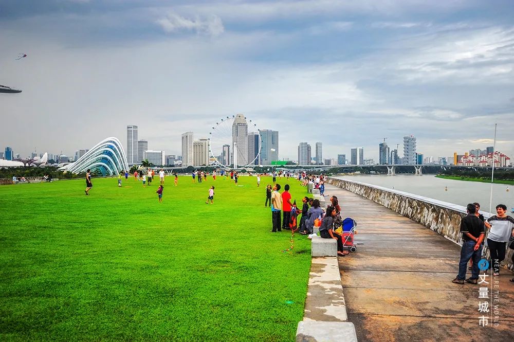 新加坡是如何将绿化从“好看”转向“好用”，成为吸引创新人才聚集的“秘密武器”？(新加坡无所不在的绿化公司)