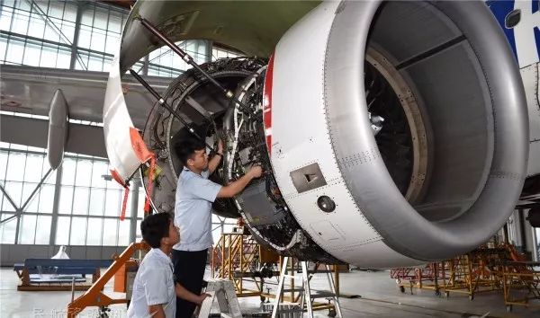 广州空港递给世界的一张名片(广州到新加坡物流服务公司)