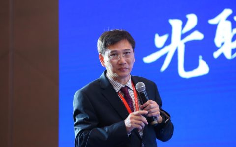 激光光学国际领军人物洪明辉已回国全职加盟母校厦门大学(新加坡激光公司)