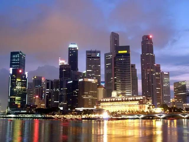 领先香港上海东京，4200家跨国公司亚太总部就在新加坡！(上海新加坡公司注册公司)