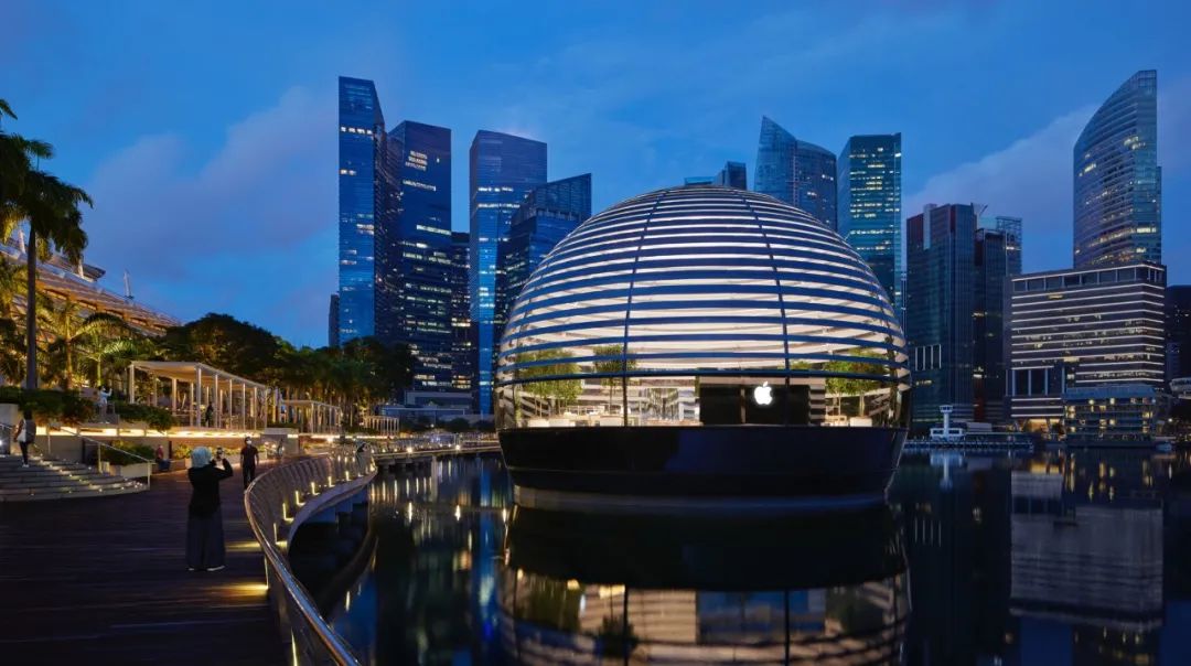 苹果公司庆祝在新加坡成立 40 周年(新加坡分公司成立)