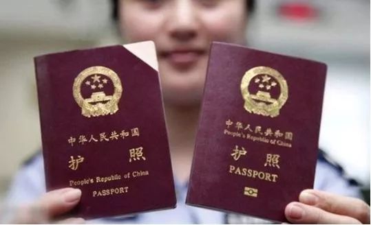 入新加坡籍者不注销中国护照，证件作废被拒入境，有家难回！！(在新加坡注销公司)