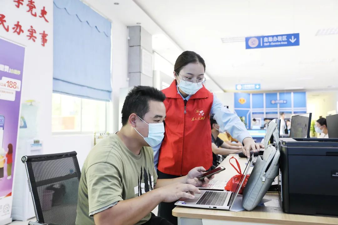 广西跨境跨国人民币电子缴税业务首次在自贸试验区钦州港片区落地(新加坡公司缴税期间)