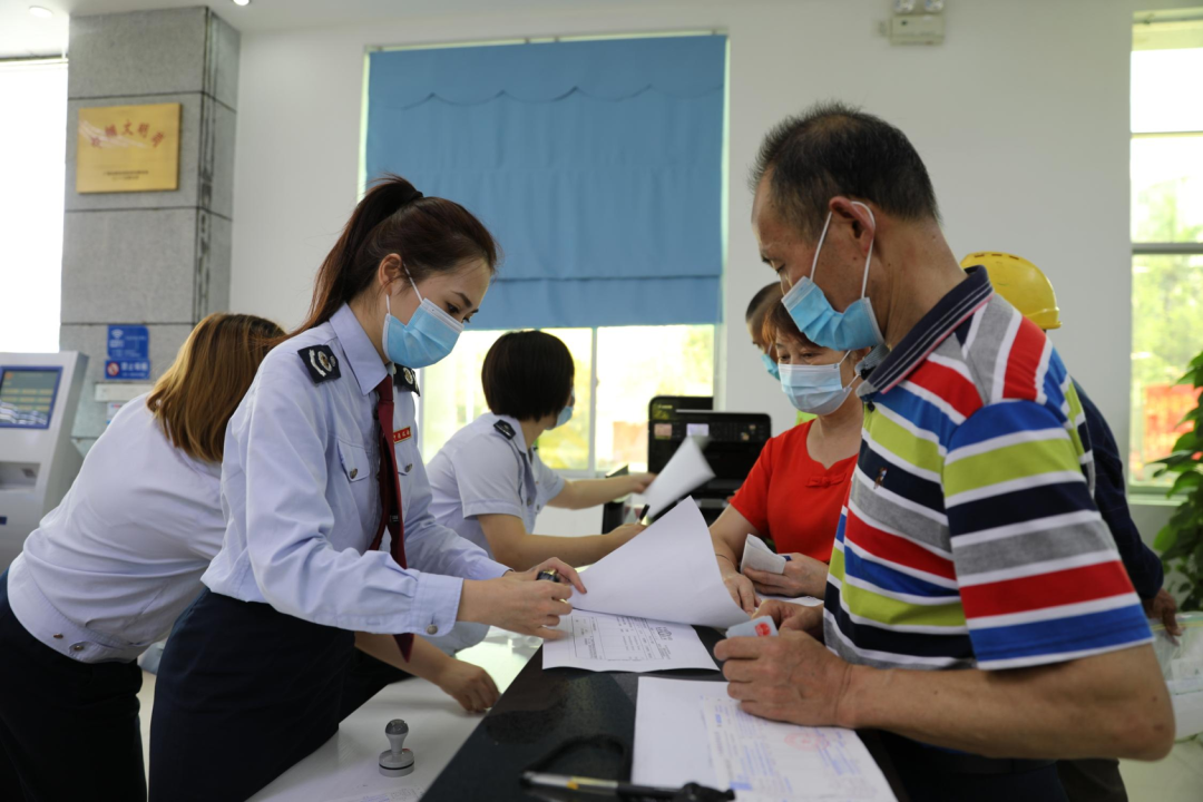 广西跨境跨国人民币电子缴税业务首次在自贸试验区钦州港片区落地(新加坡公司缴税期间)