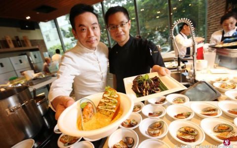 新加坡美食节让公众品尝美酒配小贩美食(新加坡茶叶甜品公司)