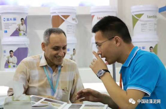 品牌 | 蓝天豚硅藻泥2017广州建博会签约经销商187家 创建博会硅藻泥展馆记(新加坡硅藻泥公司)