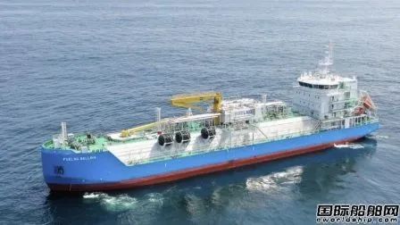 这家南通船厂建造！全球首艘智能LNG加注船新加坡正式投入商业运营(新加坡船舶制造公司)